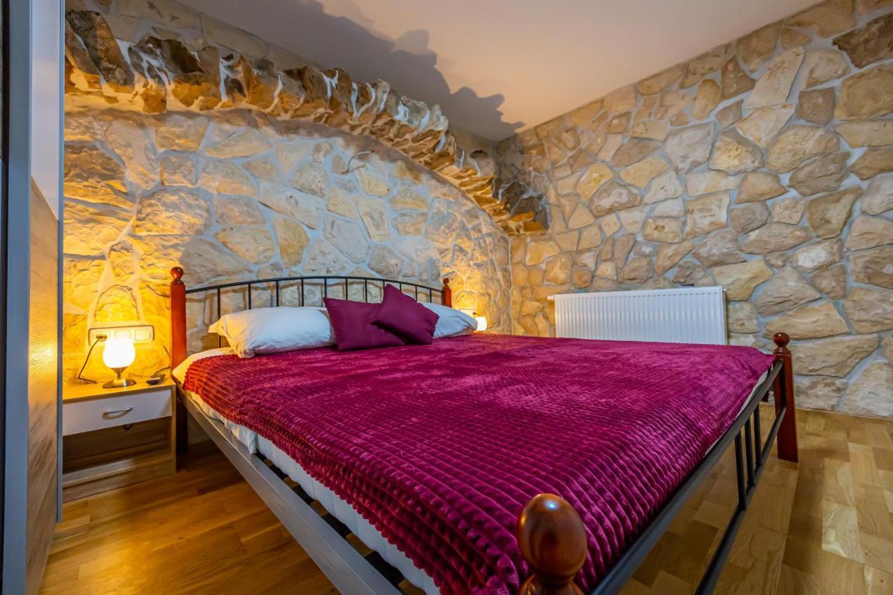 Apartment Rocca *