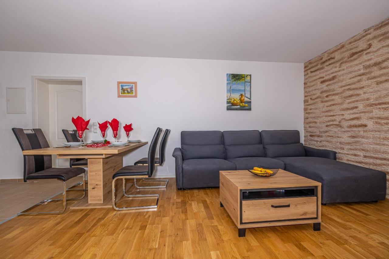 Apartment Rocca *
